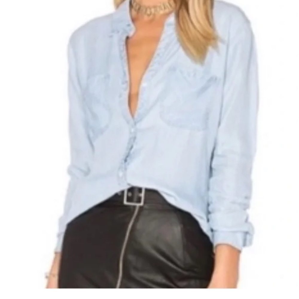 Rails chambray double pocket button down